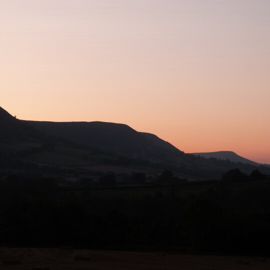 NEWS IMAGE sunset over the Black Mountains